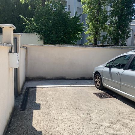Maison Familiale Centre Dijon Villa Eksteriør billede